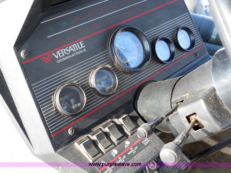 image for item 7793 1988 Versatile 936 88 4WD articulating tractor