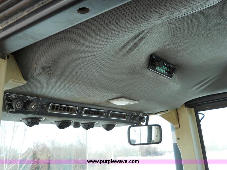 image for item 7793 1988 Versatile 936 88 4WD articulating tractor