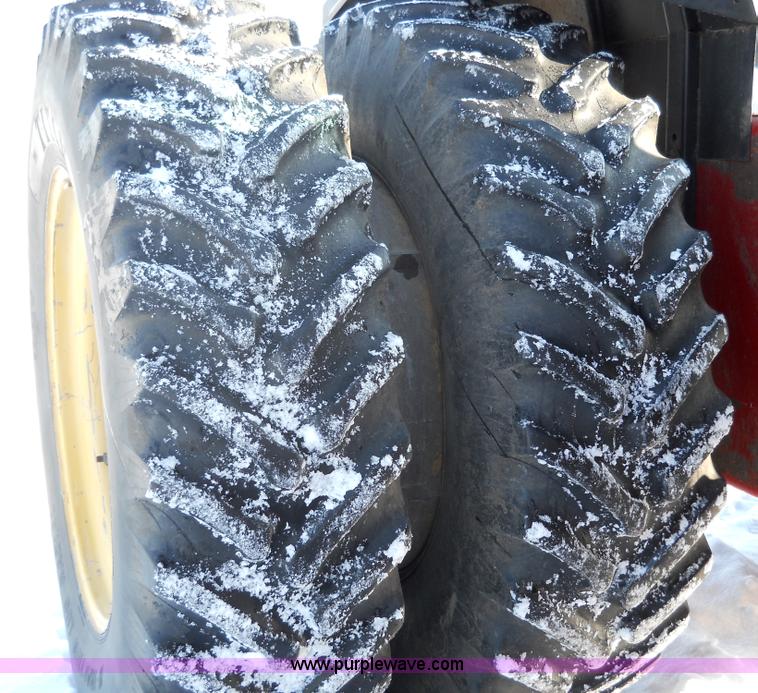 image for item 7793 1988 Versatile 936 88 4WD articulating tractor