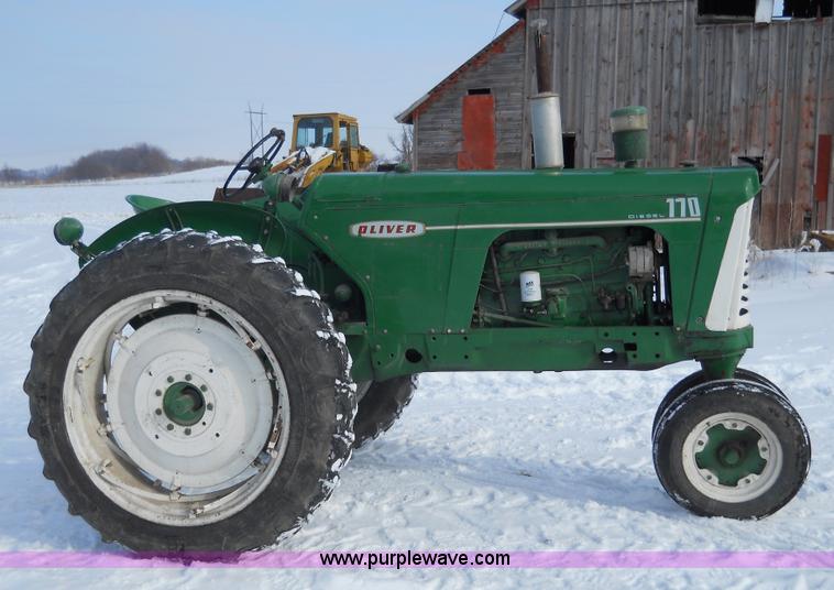image for item 7798 Oliver 770 tractor