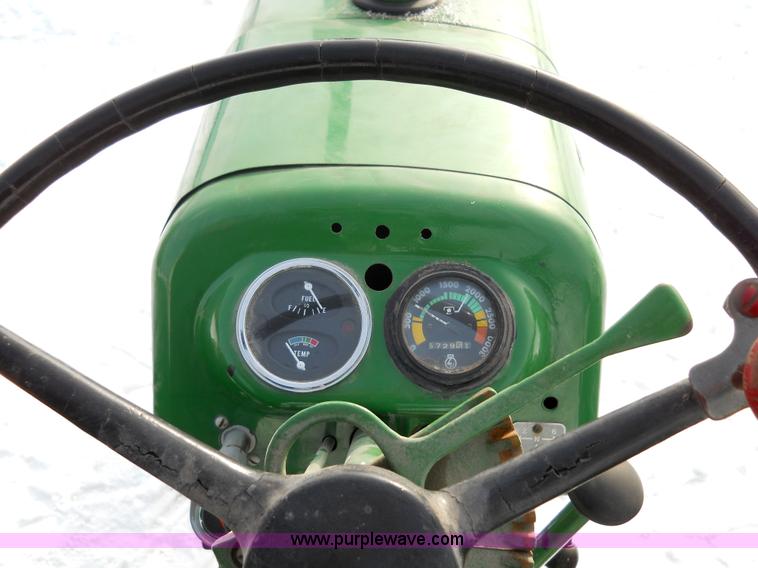 image for item 7798 Oliver 770 tractor