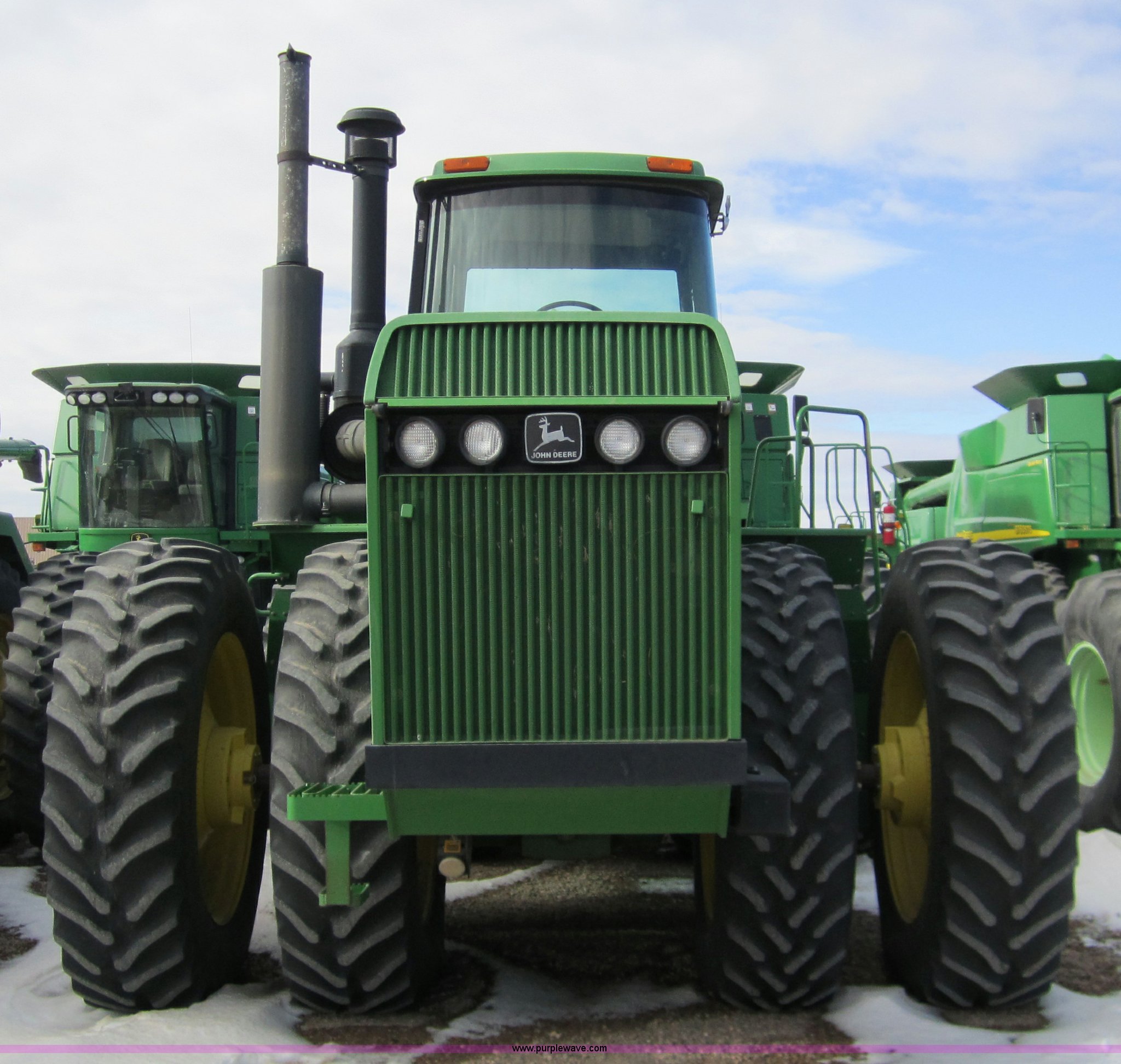 1994 John Deere 8770 tractor in Goodland, KS Item 3291 sold Purple Wave