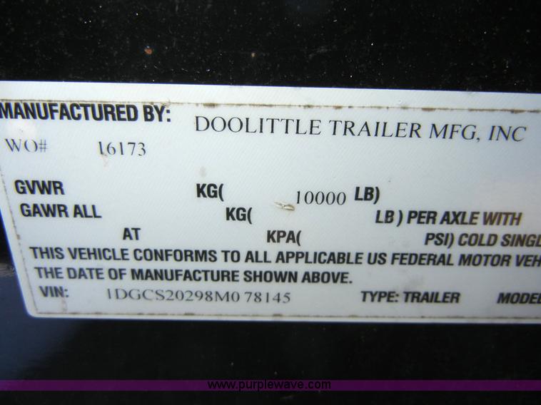 image for item 2144 2008 Doolittle 18' enclosed trailer