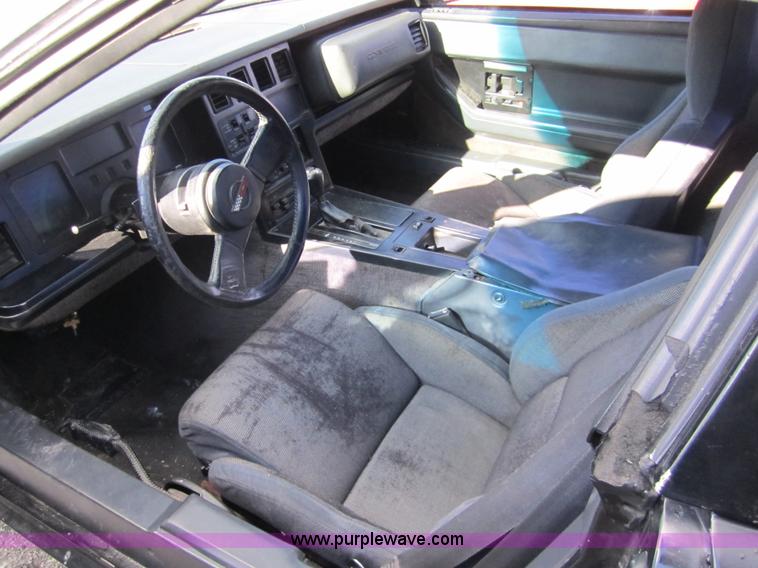 image for item 3308 1984 Chevrolet Corvette