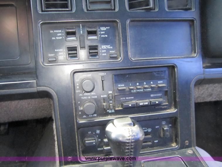 image for item 3308 1984 Chevrolet Corvette