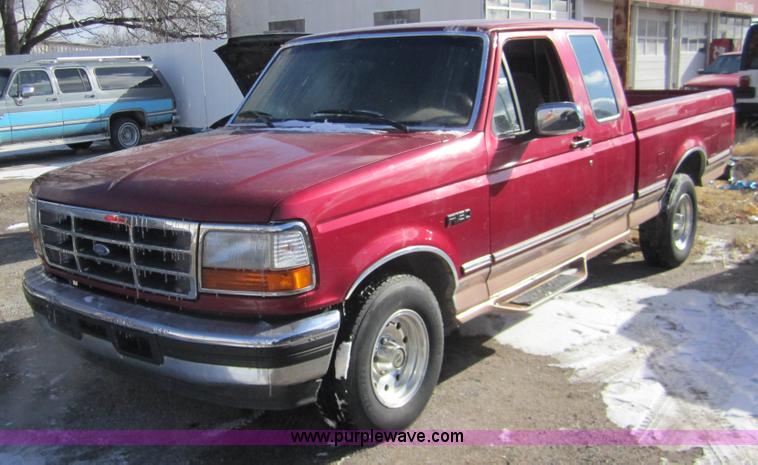 image for item 3311 1995 Ford F150 Eddie Bauer extended cab pickup truck