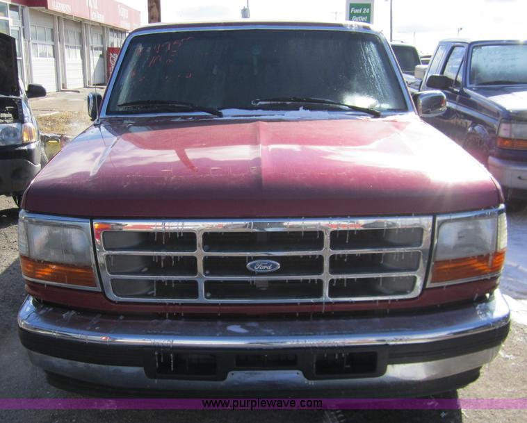 image for item 3311 1995 Ford F150 Eddie Bauer extended cab pickup truck