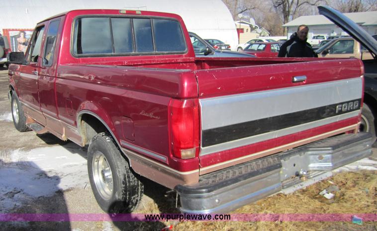 image for item 3311 1995 Ford F150 Eddie Bauer extended cab pickup truck