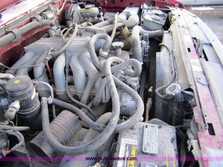 image for item 3311 1995 Ford F150 Eddie Bauer extended cab pickup truck