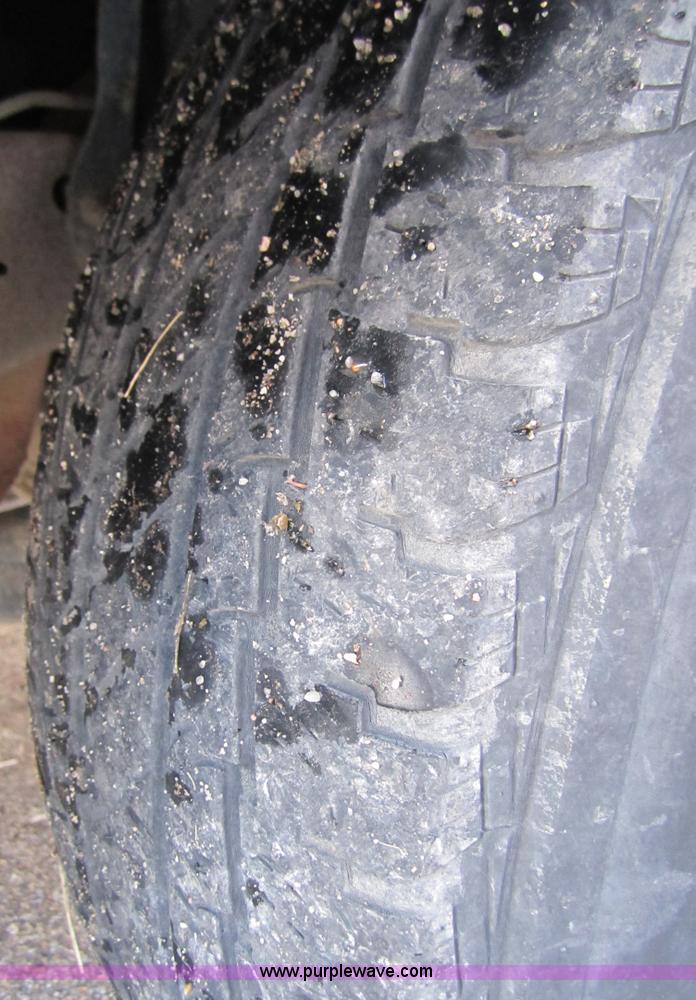 image for item 3311 1995 Ford F150 Eddie Bauer extended cab pickup truck