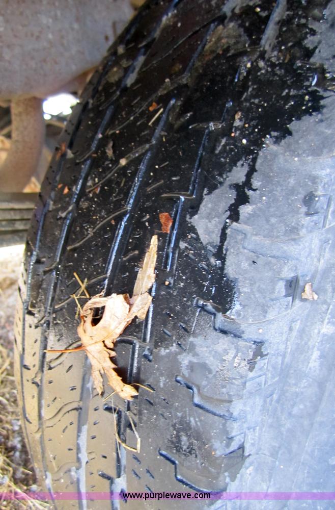 image for item 3311 1995 Ford F150 Eddie Bauer extended cab pickup truck