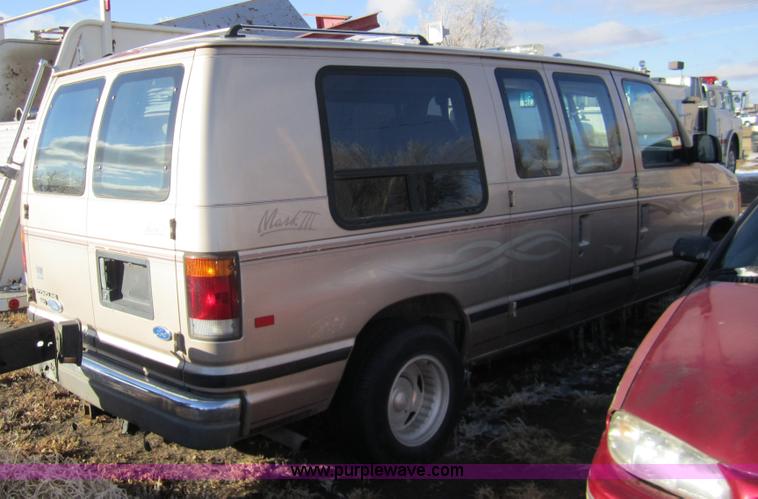 image for item 3314 1994 Ford E150 Econoline cargo van