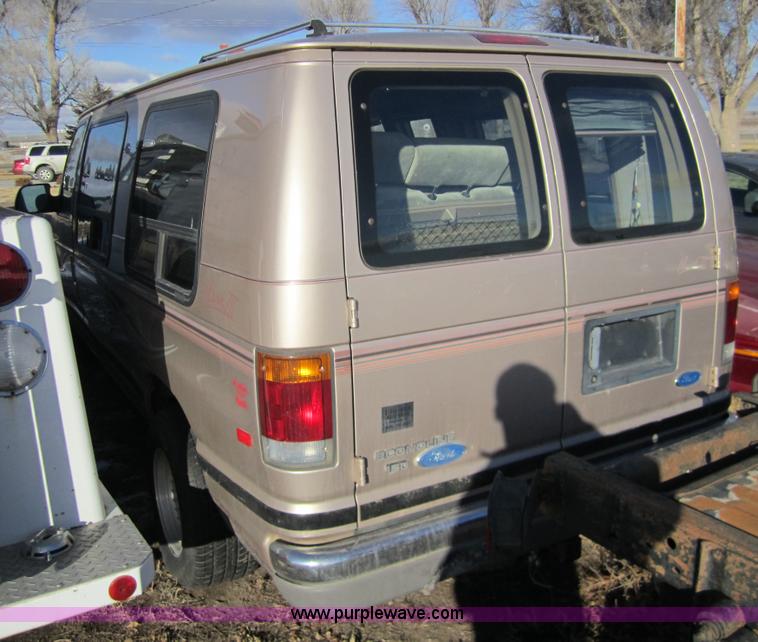 image for item 3314 1994 Ford E150 Econoline cargo van