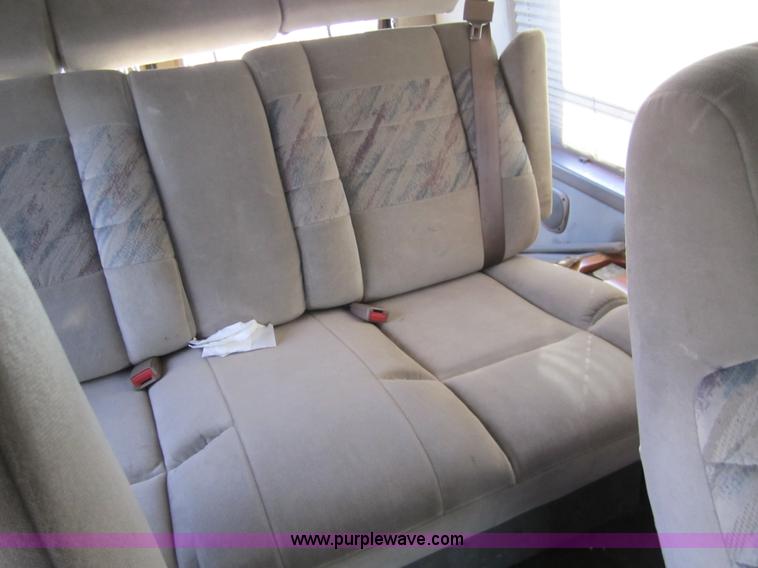 image for item 3314 1994 Ford E150 Econoline cargo van