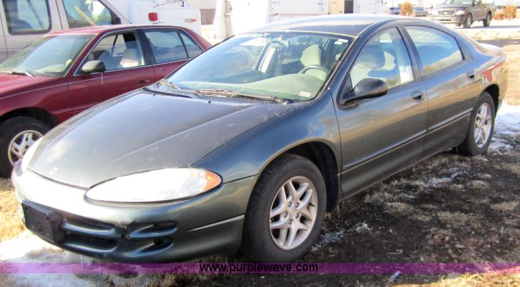 image for item 3315 2002 Dodge Intrepid SE