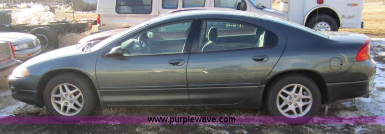 image for item 3315 2002 Dodge Intrepid SE