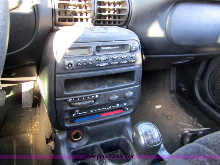 image for item 3316 1997 Saturn SL2