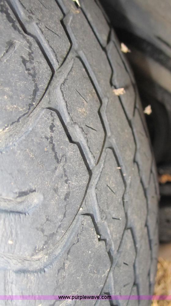 image for item 3316 1997 Saturn SL2