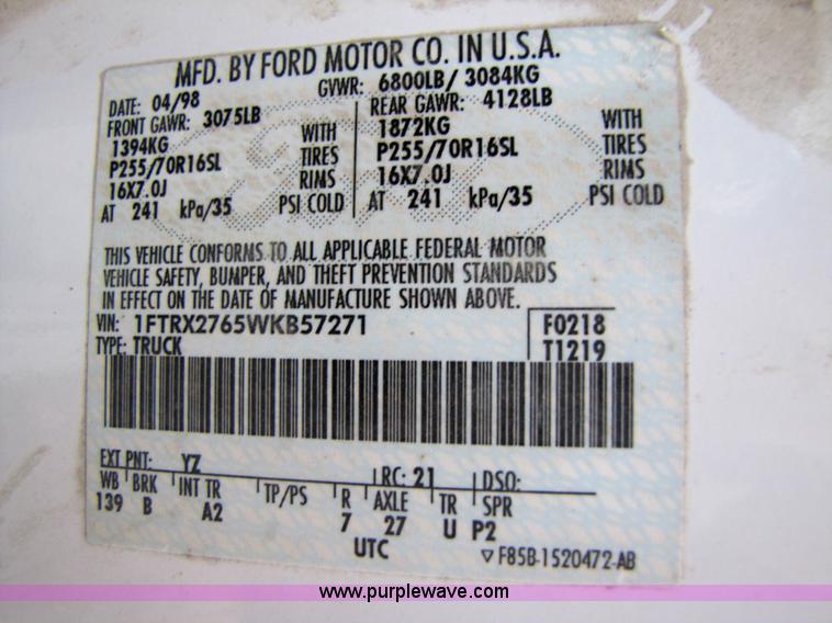 image for item 3582 1998 Ford F250 XL extended cab pickup truck