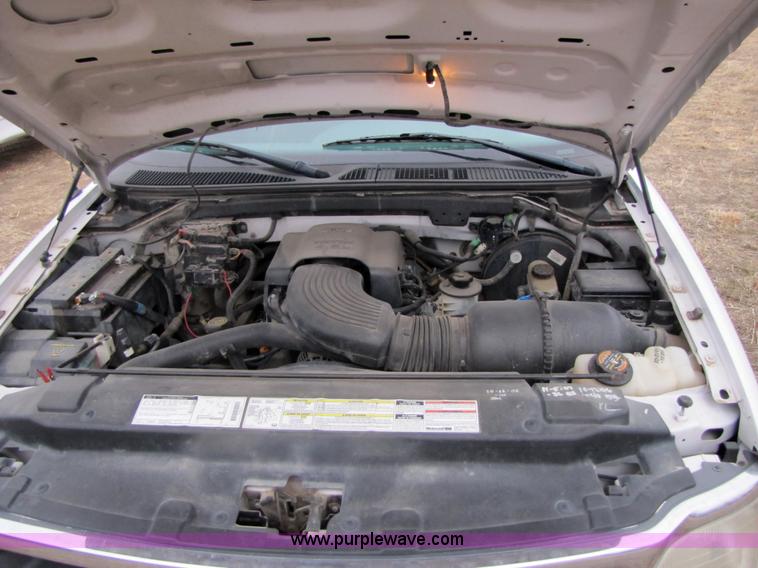 image for item 3587 1997 Ford F150 XL extended cab pickup truck