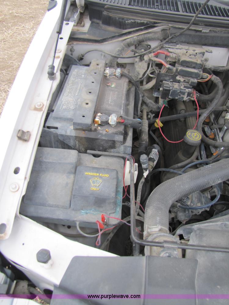 image for item 3587 1997 Ford F150 XL extended cab pickup truck