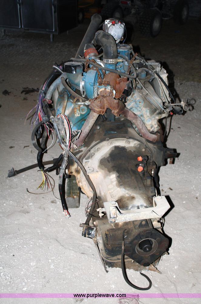 image for item 4756 2000 International B190 190hp diesel engine