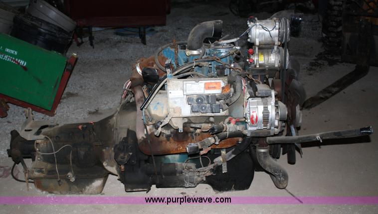image for item 4756 2000 International B190 190hp diesel engine