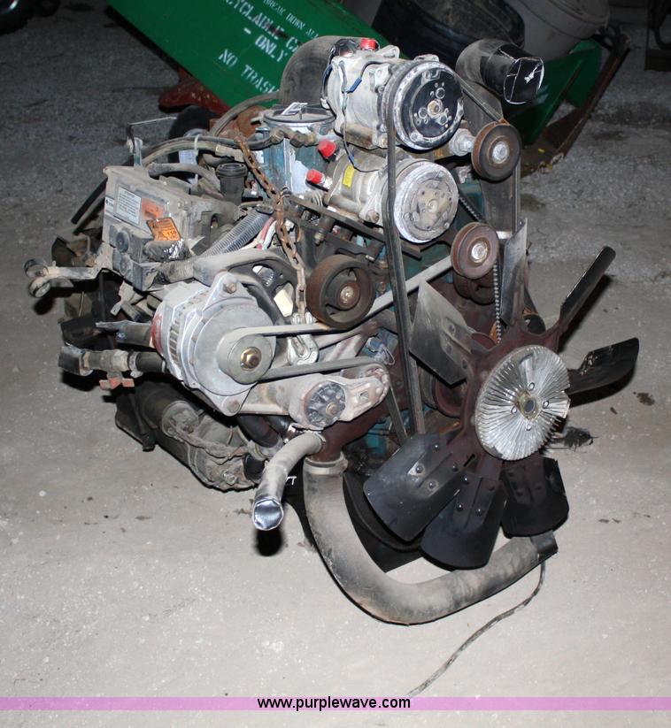 image for item 4756 2000 International B190 190hp diesel engine