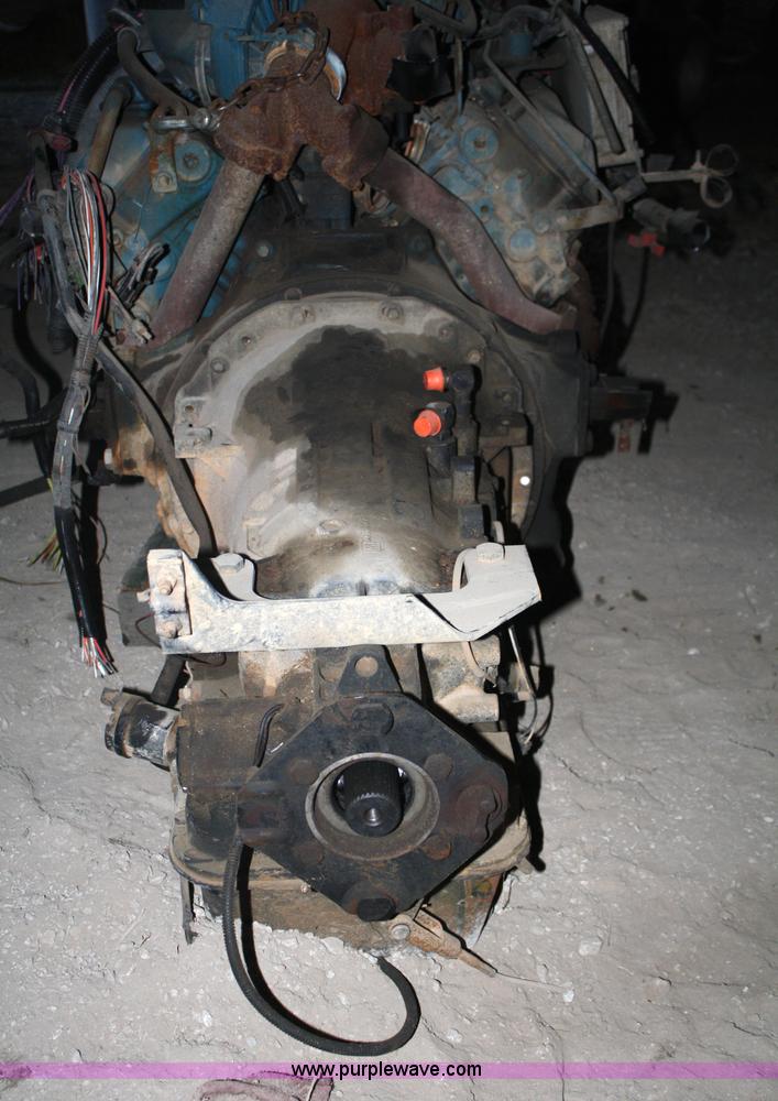 image for item 4756 2000 International B190 190hp diesel engine