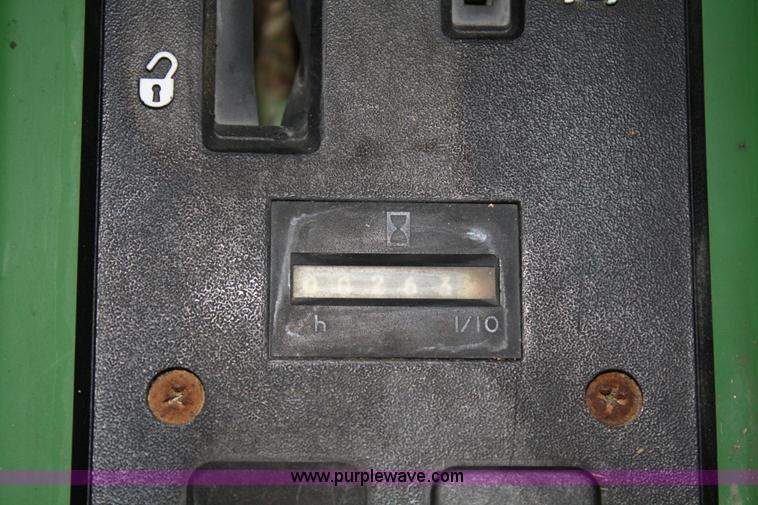 image for item 4778 1995 John Deere F525 lawn mower