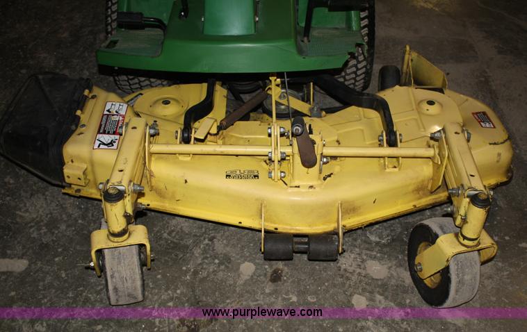 image for item 4778 1995 John Deere F525 lawn mower