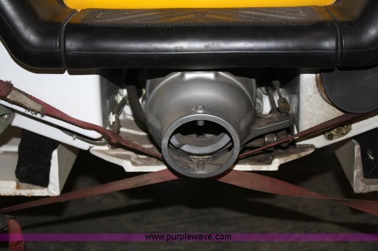 image for item 4787 1998 Kawasaki 1100 ZXi jet ski