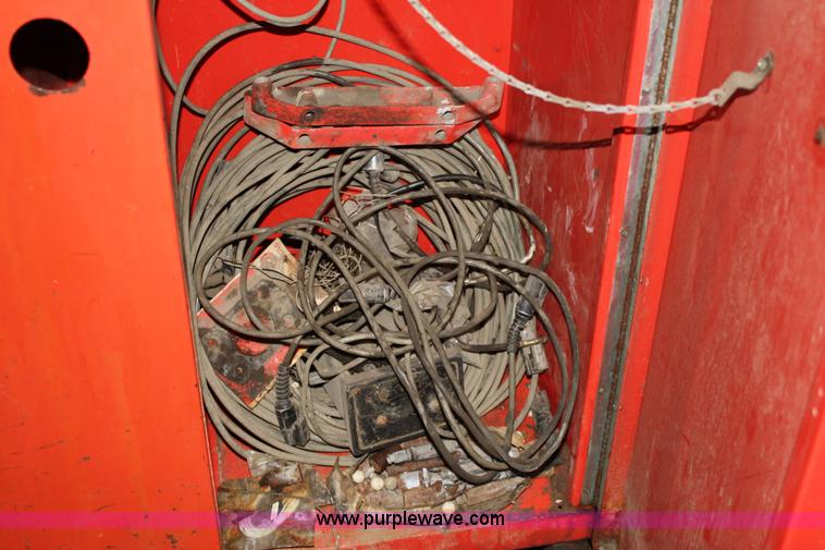 image for item 4802 Hunter wheel alignment machine