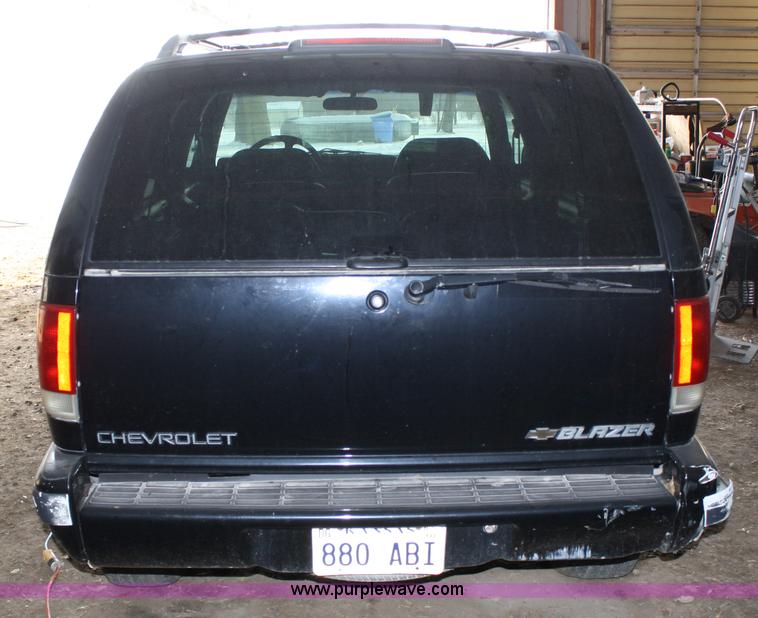 image for item 5023 1995 Chevrolet Blazer SUV