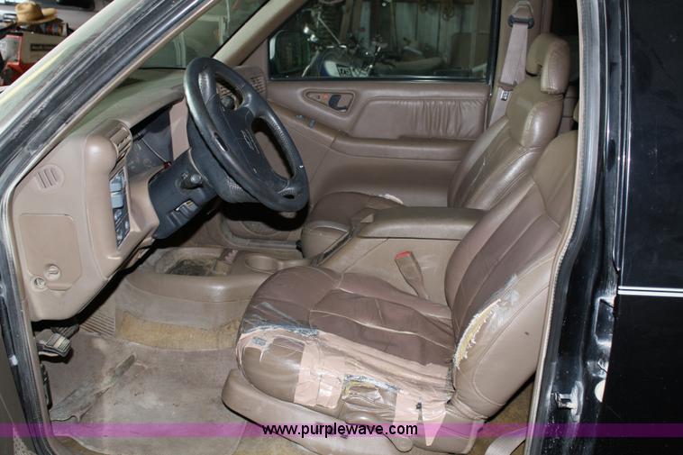 image for item 5023 1995 Chevrolet Blazer SUV