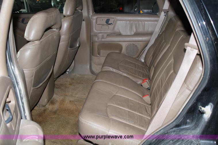 image for item 5023 1995 Chevrolet Blazer SUV