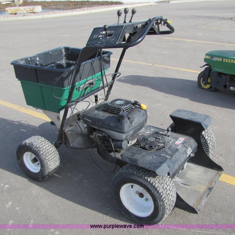 image for item 5150 Lesco commercial plus spreader