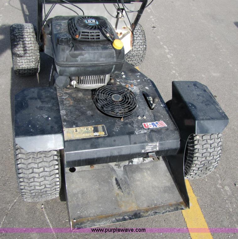 image for item 5150 Lesco commercial plus spreader