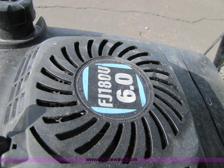 image for item 5150 Lesco commercial plus spreader