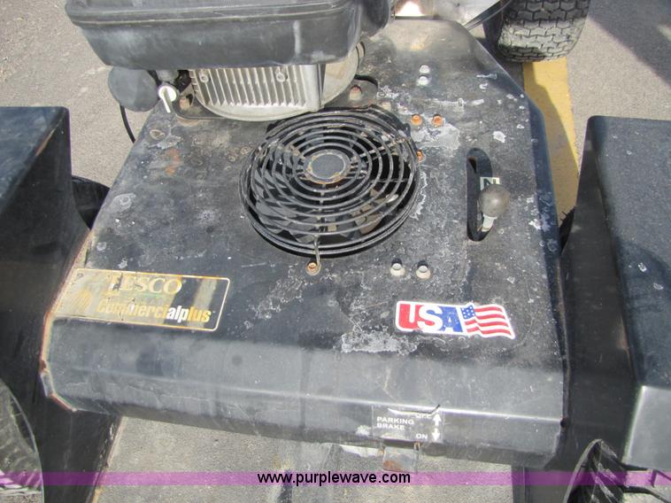 image for item 5150 Lesco commercial plus spreader