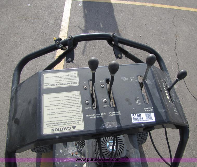 image for item 5150 Lesco commercial plus spreader