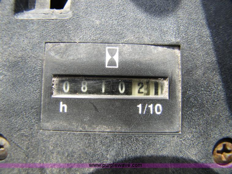 image for item 5153 John Deere F525 riding mower