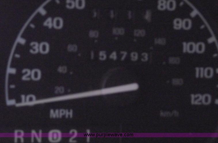 image for item 5370 1997 Ford Explorer XLT SUV