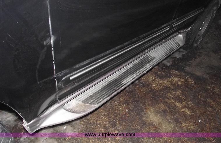 image for item 5370 1997 Ford Explorer XLT SUV