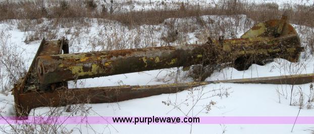 image for item 5578 Stationary shop crane