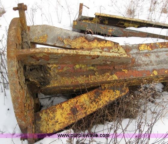 image for item 5578 Stationary shop crane