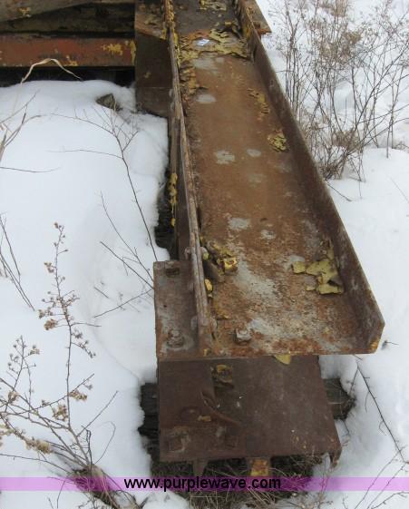 image for item 5578 Stationary shop crane