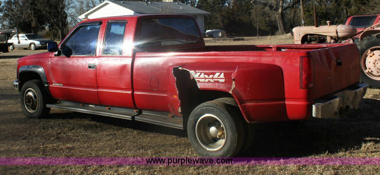 image for item 6342 1992 Chevrolet K3500 Silverado pickup truck