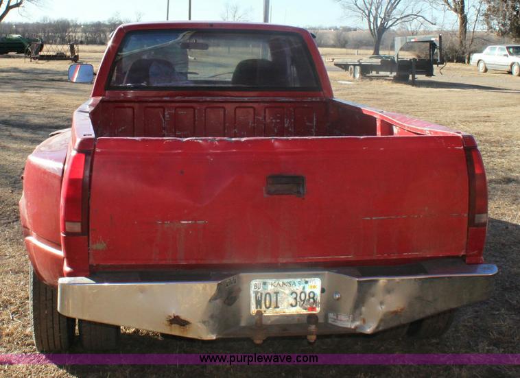 image for item 6342 1992 Chevrolet K3500 Silverado pickup truck