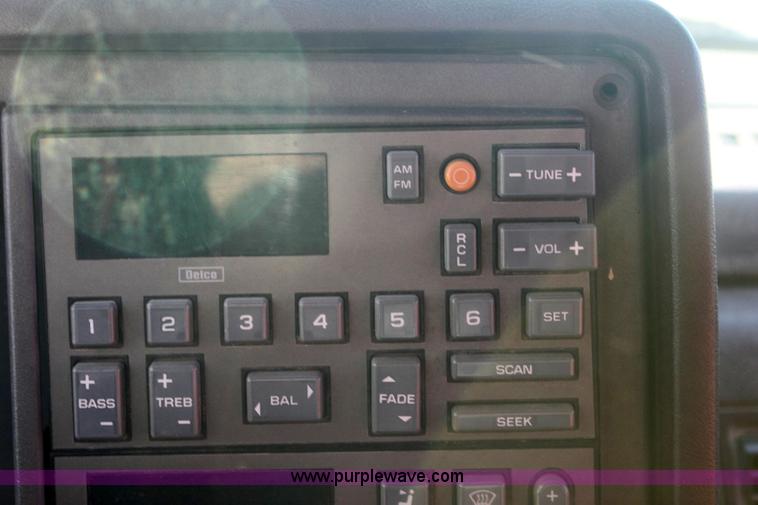 image for item 6342 1992 Chevrolet K3500 Silverado pickup truck